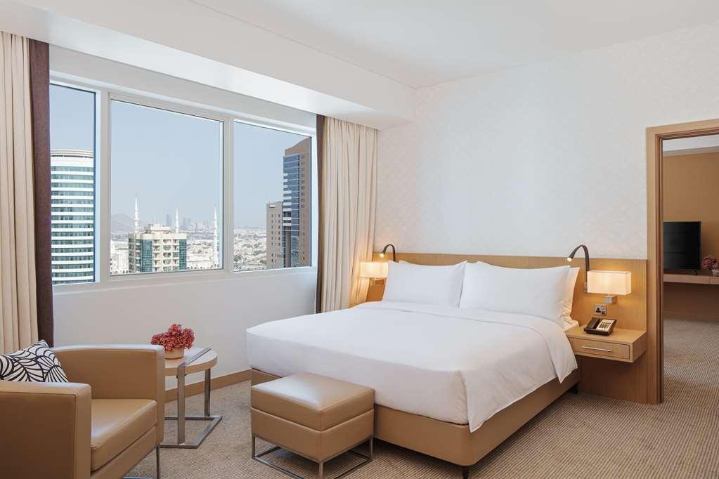 Doubletree By Hilton Fujairah City 部屋 写真