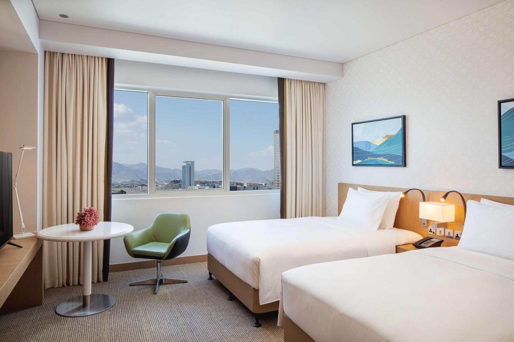 Doubletree By Hilton Fujairah City エクステリア 写真 Deluxe Room