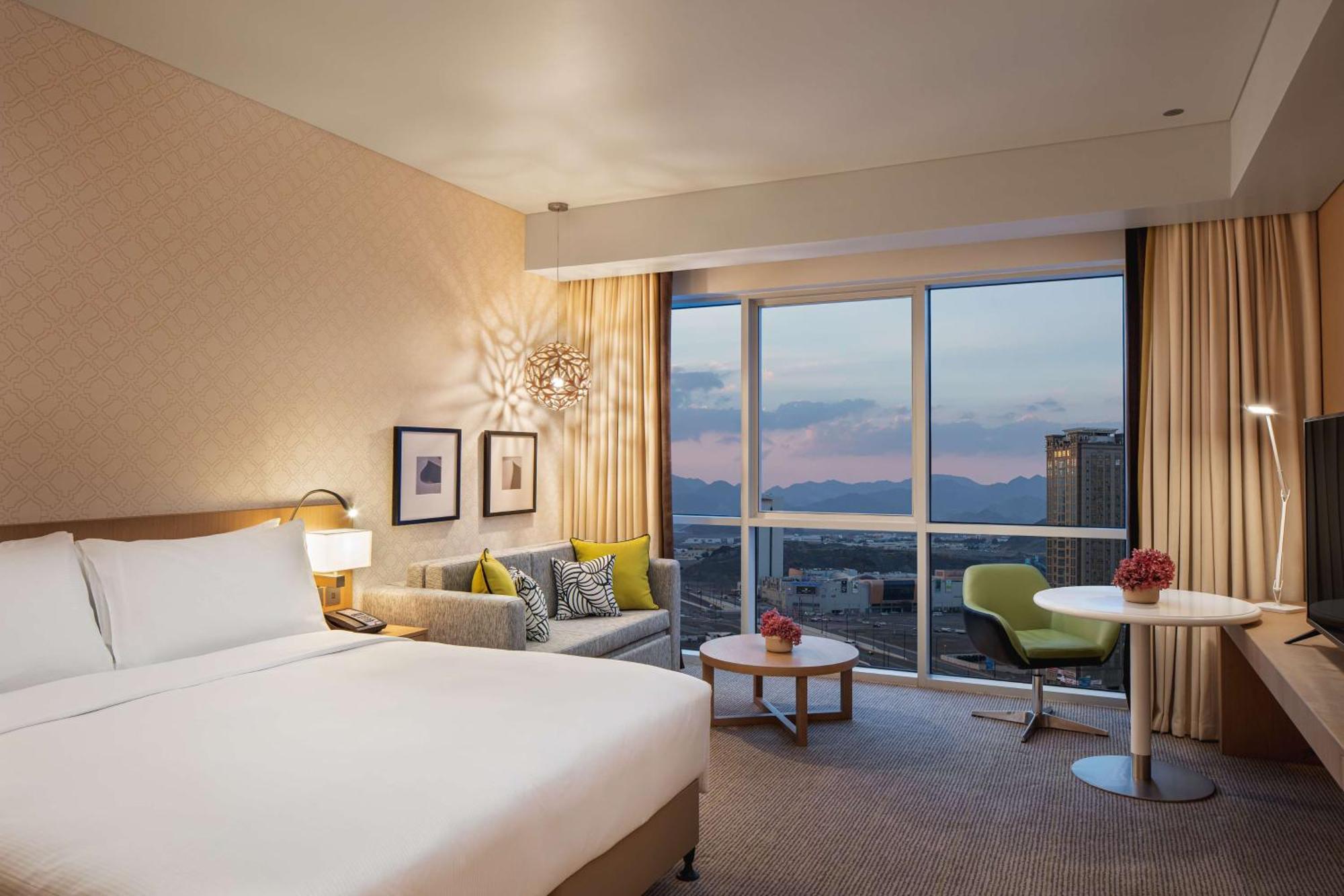 Doubletree By Hilton Fujairah City エクステリア 写真 Deluxe Room