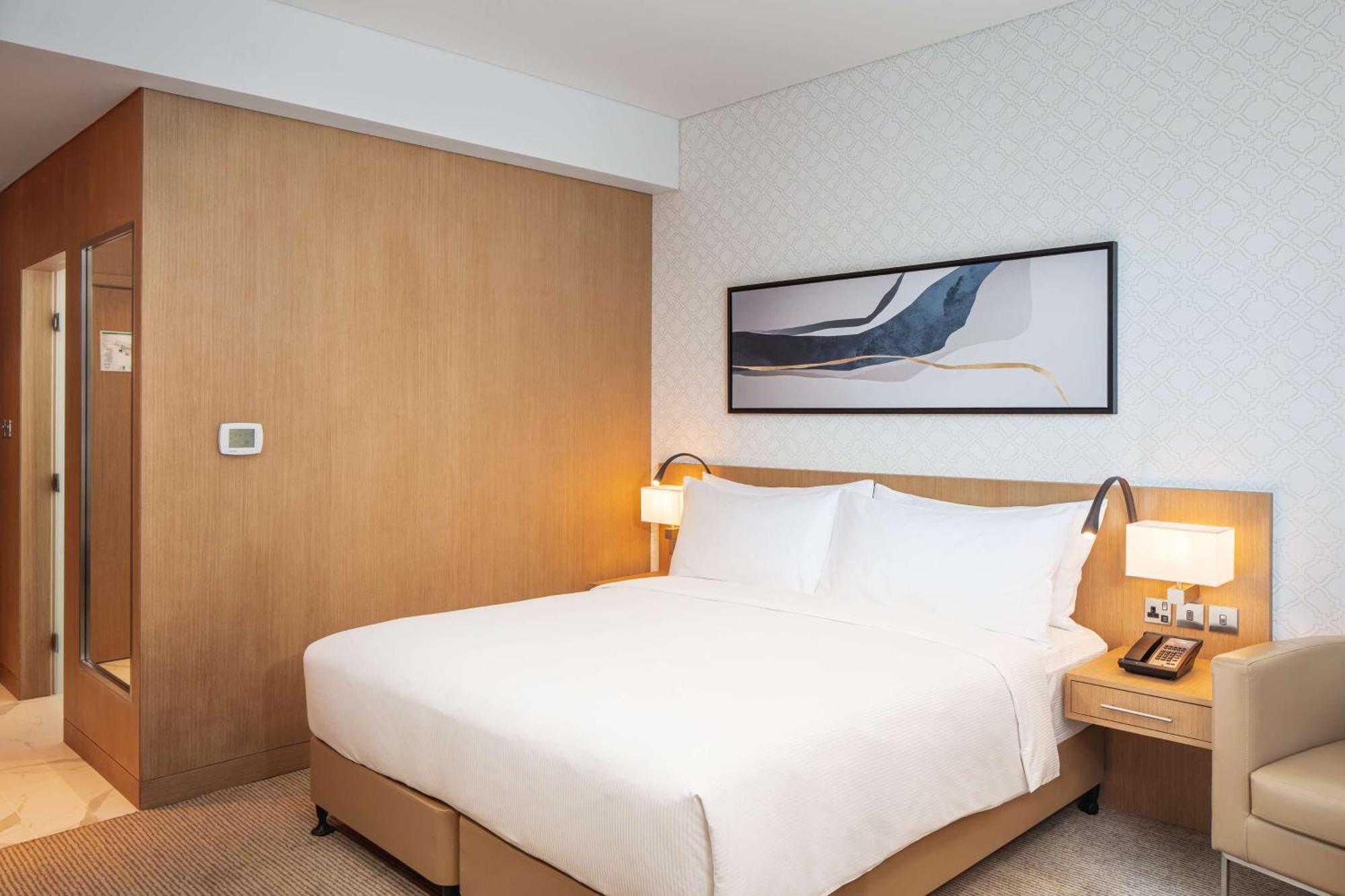 Doubletree By Hilton Fujairah City エクステリア 写真